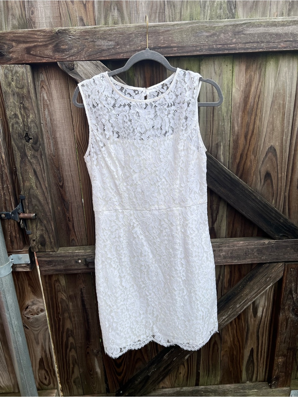 👗Eva Mendez Lace Midi Dress in White - Sleeveless Elegant Shift Dress